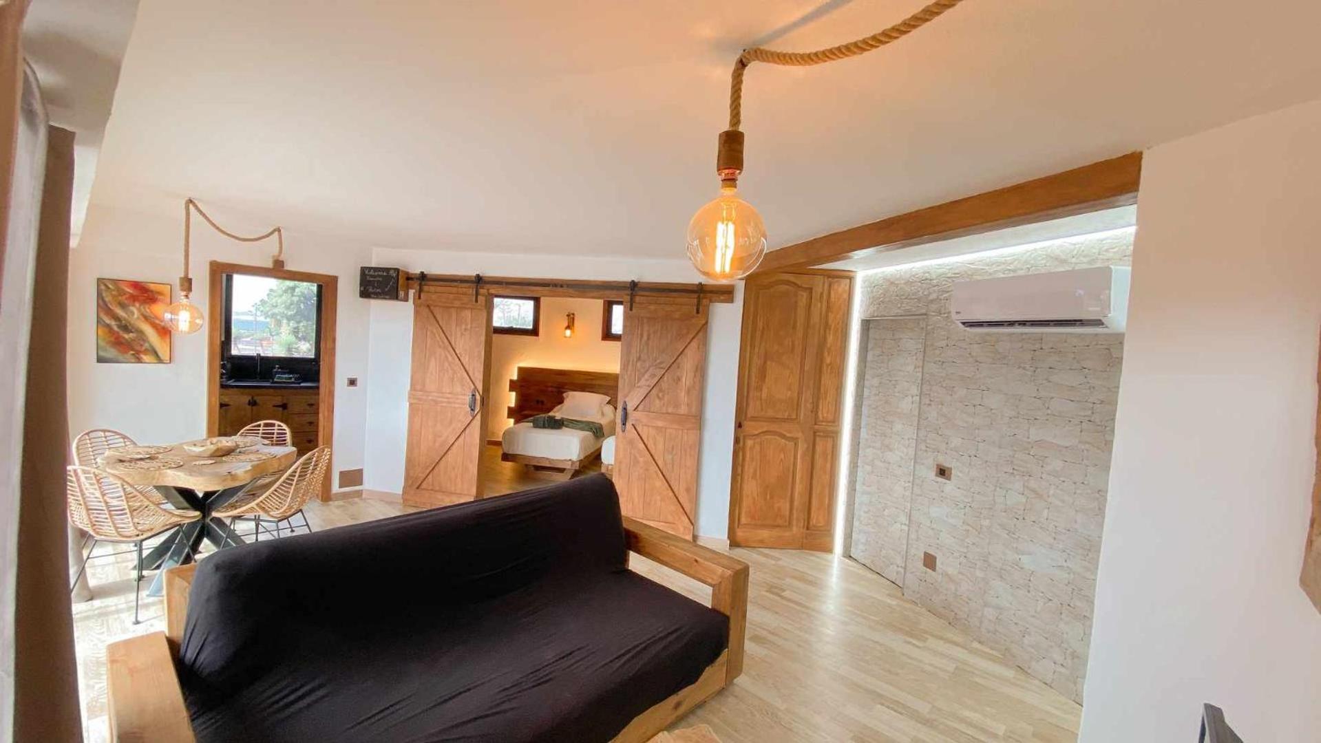 Bungalow Allende Famara Con Piscina Privada Y Ac ภายนอก รูปภาพ